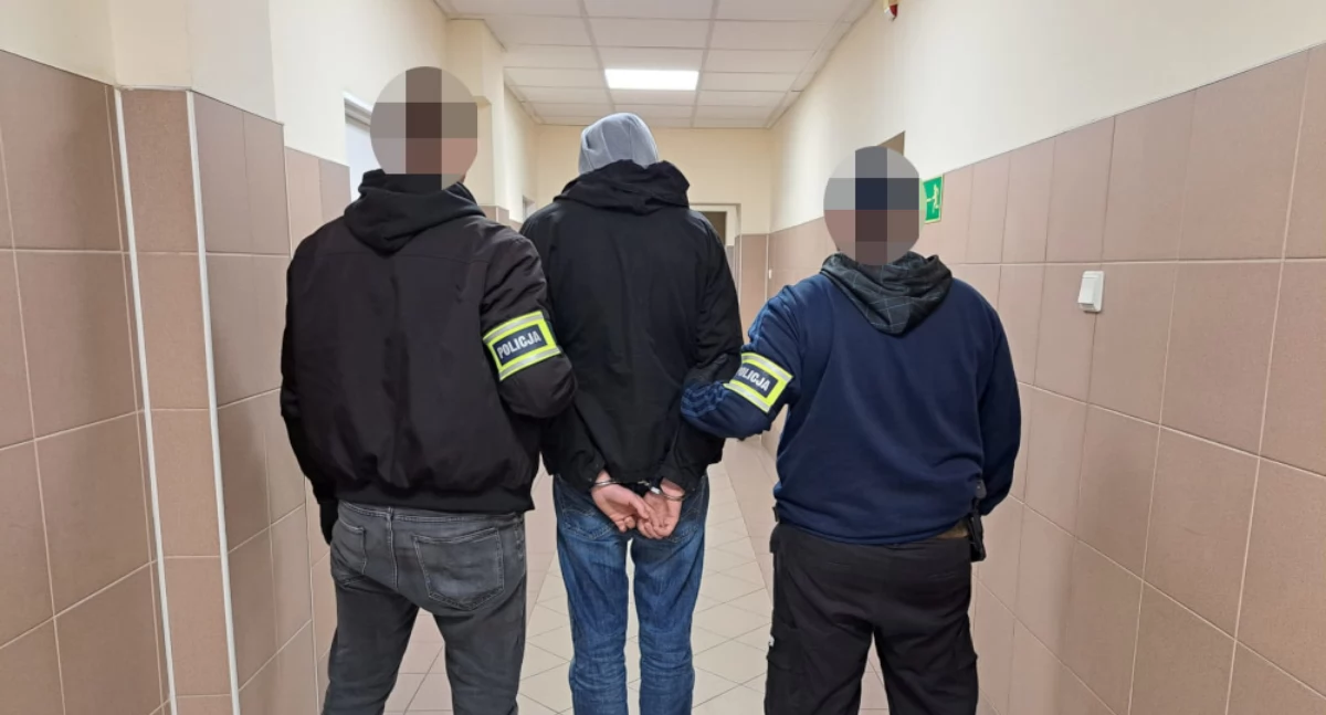 Bezpieczeństwo, HANDLOWAŁ OCZACH POLICJANTÓW Zatrzymanie Woli! - zdjęcie, fotografia
