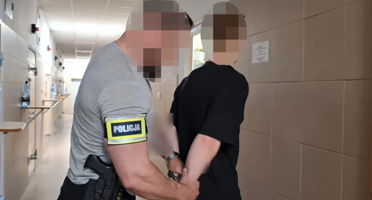 Bezpieczeństwo, Policjanci akcji! latek ZATRZYMANY! - zdjęcie, fotografia