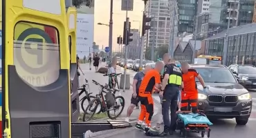 Wypadek prawie pod domem. Strażacy pomagali na ul. Żelaznej