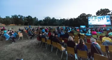 Kino plenerowe na Woli. Co będziecie mogli obejrzeć?