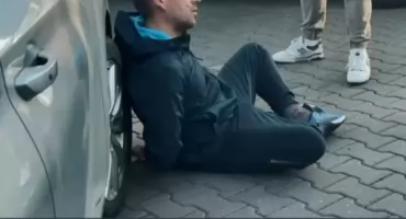 KRYMINALNY DUET W RĘKACH POLICJI. Funkcjonariusze z Bemowa w akcji