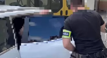KRYMINALNI z KRP na Woli zatrzymali POSZUKIWANEGO w Rzeszowie!