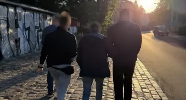 MUNDUROWI z KRP na Woli zatrzymali dwóch POSZUKIWANYCH!