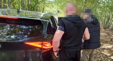 Policjanci z KRP na Woli ZATRZYMALI poszukiwanego! 